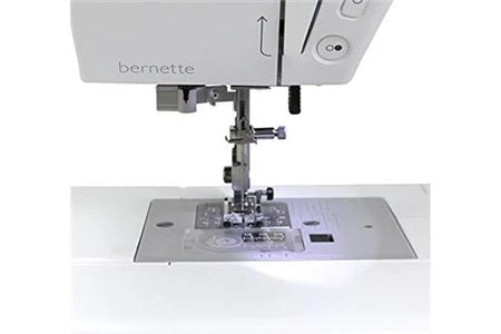 Centrale vapeur Bernette Machine à coudre électronique 37