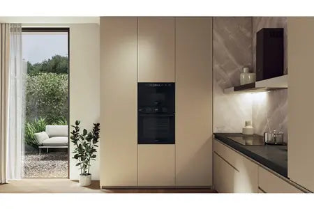 Four encastrable Whirlpool OMSK58RU1SB