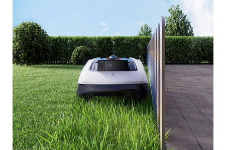 Robot tondeuse Ecovacs Goat O500 Panorama Blanc