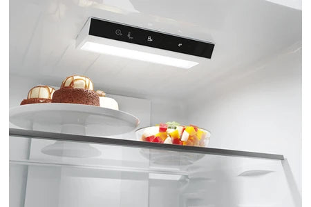 Réfrigérateur congélateur en bas Candy cncq2t518ew